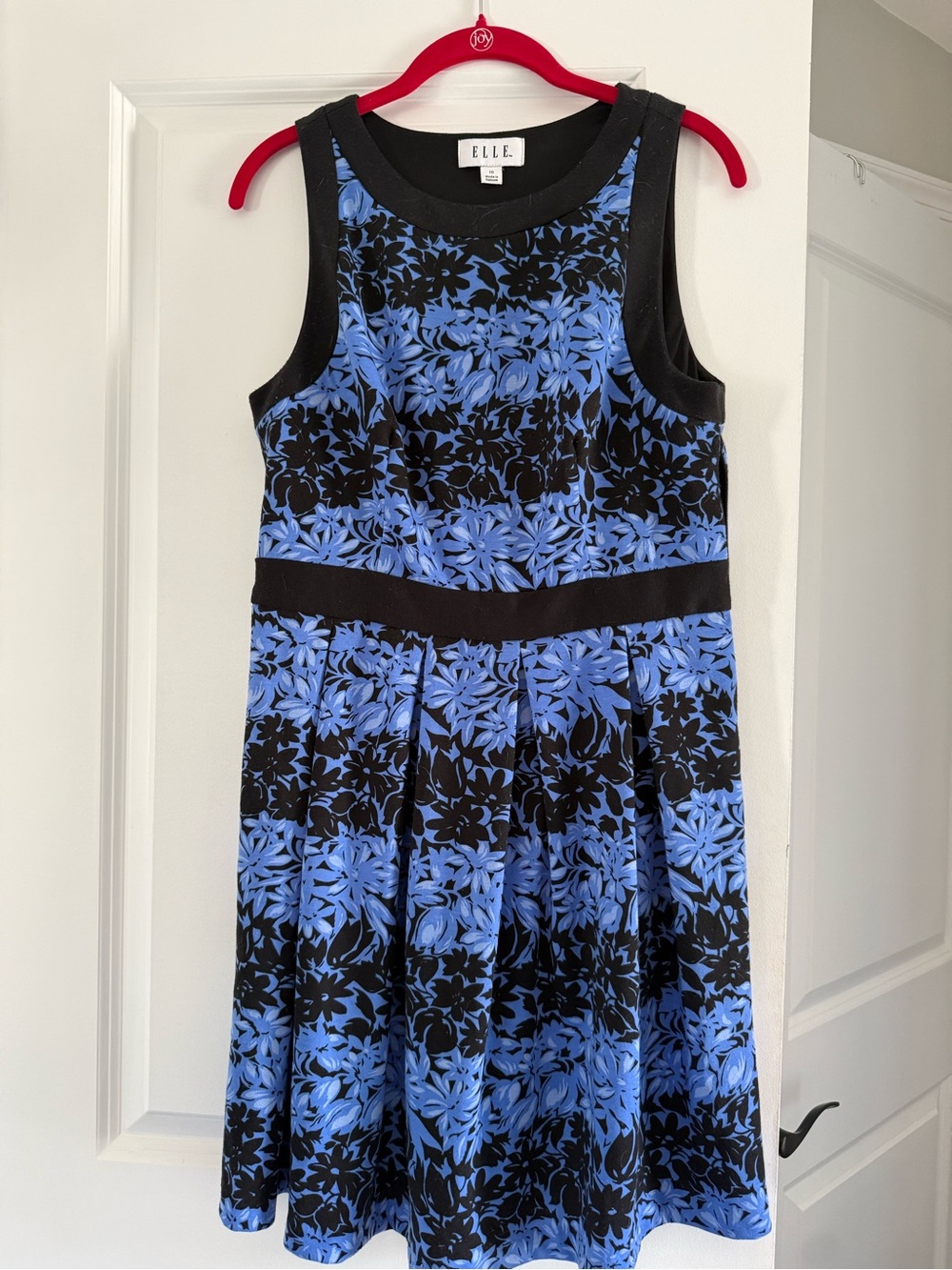 Dress Subcategory Identification